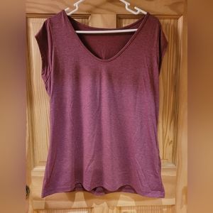 Cap sleeve t-shirt Size L